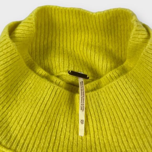 Free People Afterglow Oversized Mockneck Sweater Size XS - Picture 3 of 7